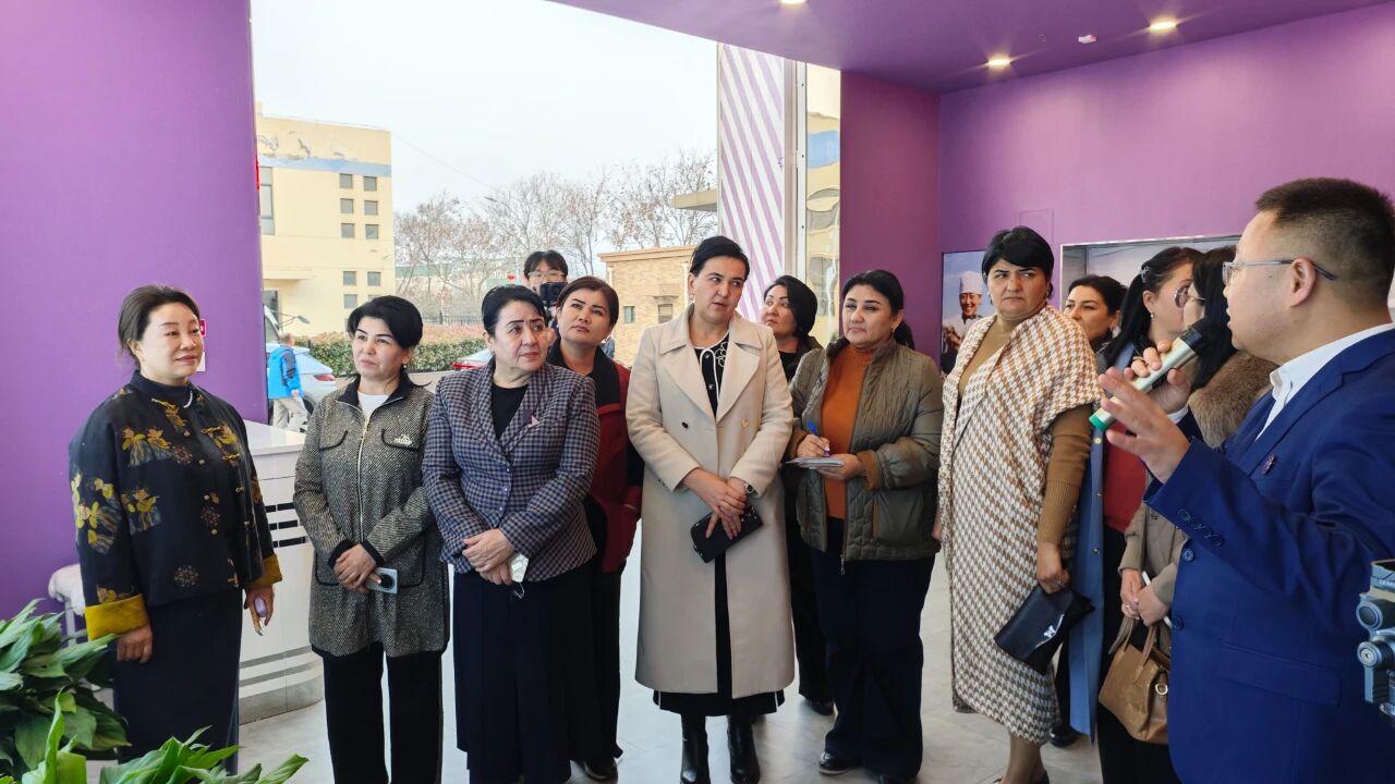 Uzbekistan Women Visit Shaanxi Yalan 1